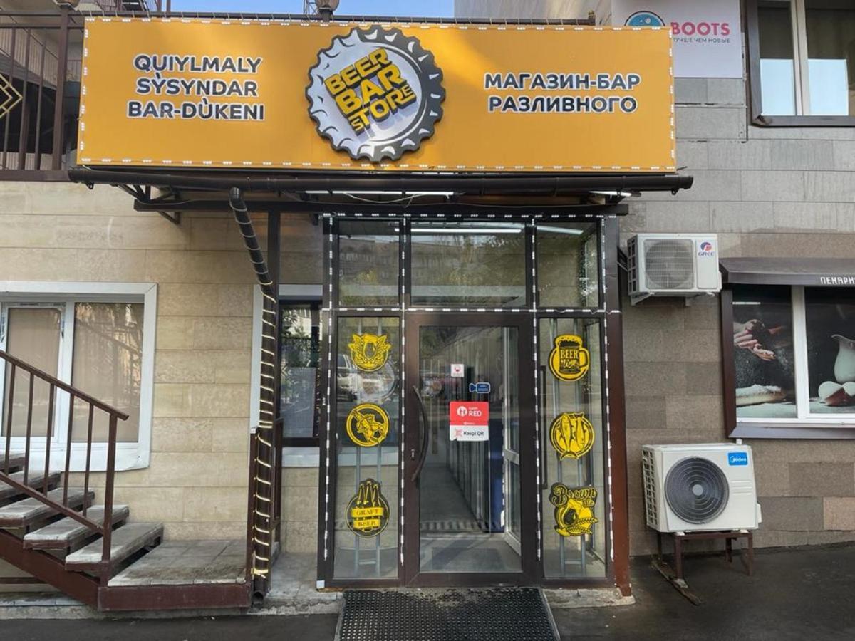 Ferienwohnung Студия New York В Самом Центре Города Almaty Exterior foto